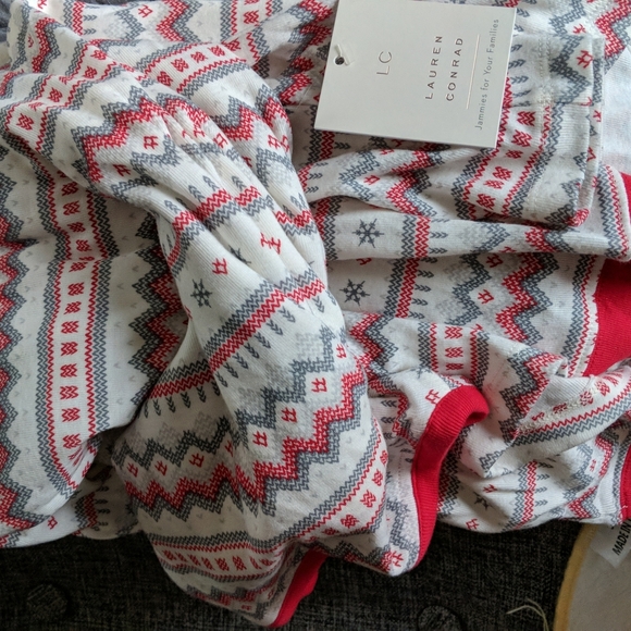 NWT fam Bundle NEW Matching Christmas Pajamas matching Lauren Conrad LC Jammies - Picture 10 of 12